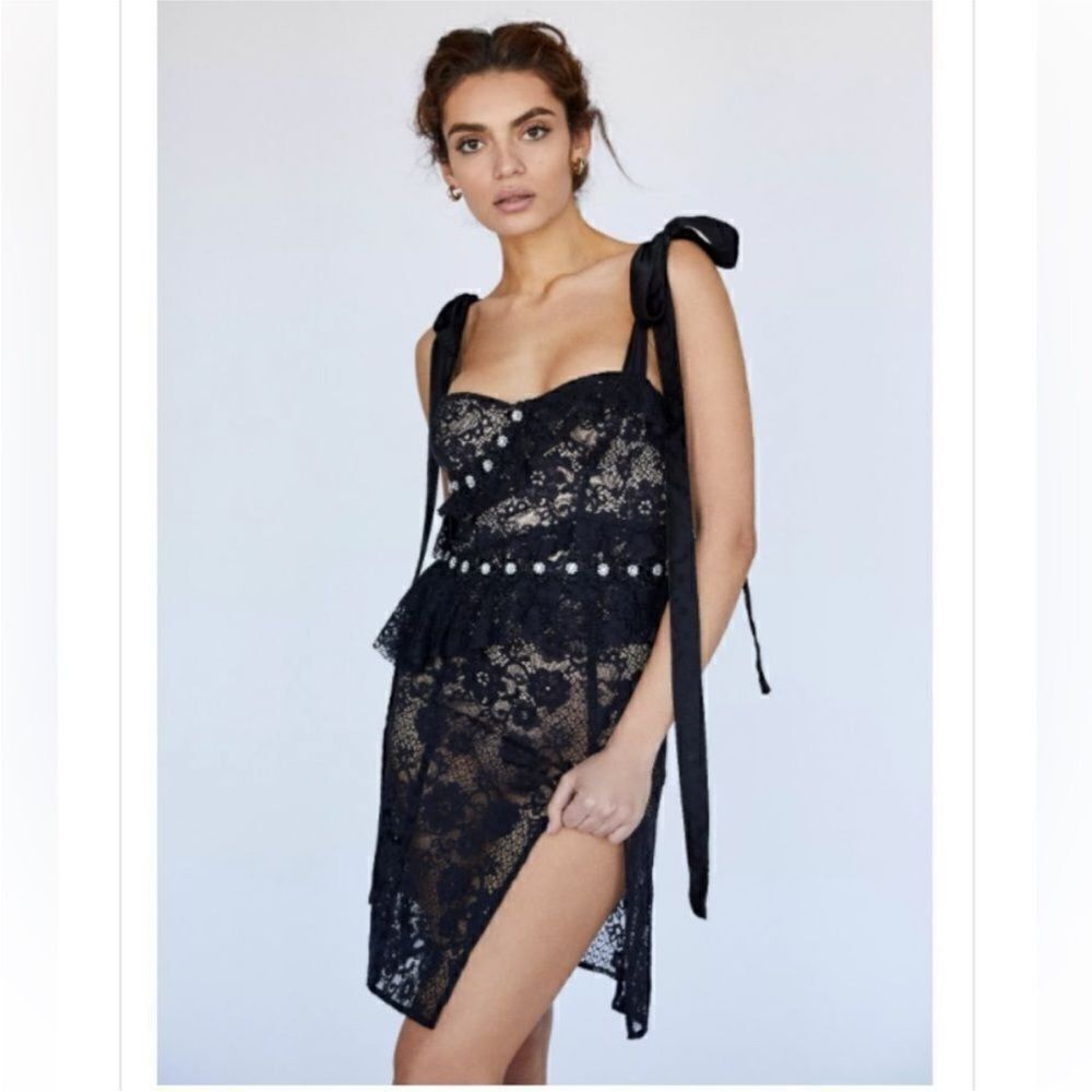 For love and lemons elegant lace dress, XS